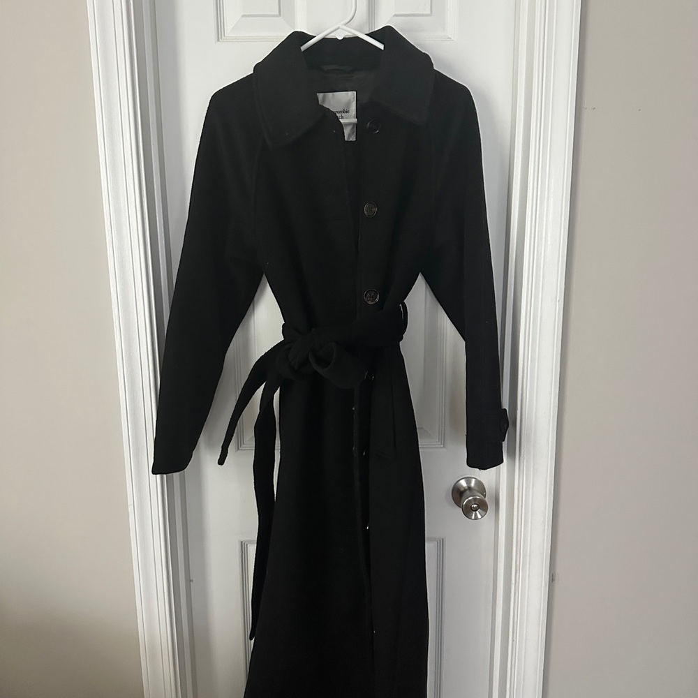Abercrombie and Fitch Women's Wool-Blend Belted Coat